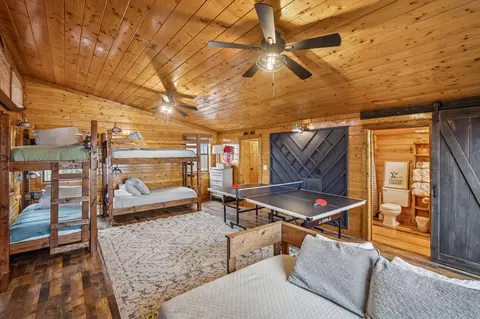 Bedroom - 289 Dunn Ridge Rd, Baxter, TN 38544 photo 6 of 9