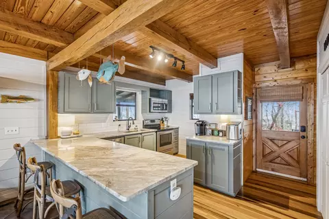 Kitchen - 289 Dunn Ridge Rd, Baxter, TN 38544 photo 1 of 7