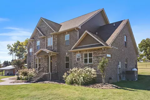 902 Dunstan Ct, Lebanon, TN 37087