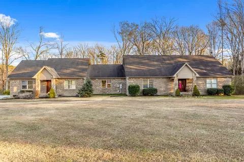 4110 Flagway Dr, Ooltewah, TN 37363