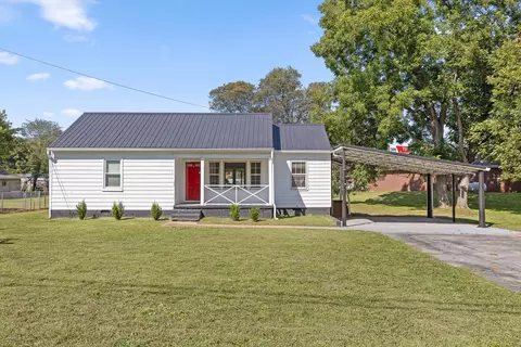 635 W Cloud Springs Rd, Rossville, GA 30741