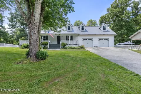 322 Spruce Dr, Wartburg, TN 37887