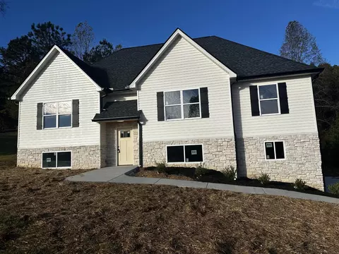 4020 Bluff Vw, Rocky Face, GA 30740
