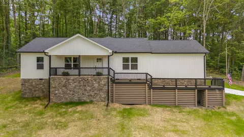 208 Treeline Dr, Dunlap, TN 37327