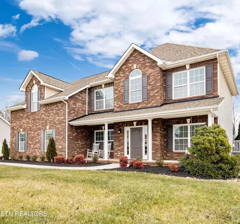 2717 Daventry Dr, Maryville, TN 37804