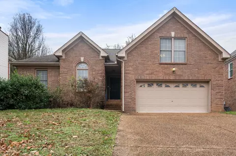 1332 Timber Valley Dr, Nashville, TN 37214