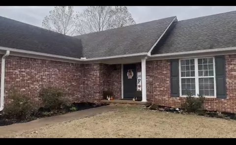 23 Rampart Dr, Jackson, TN 38305