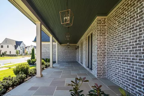 3285 Hidden Creek Loop, Collierville, TN 38017 photo 2