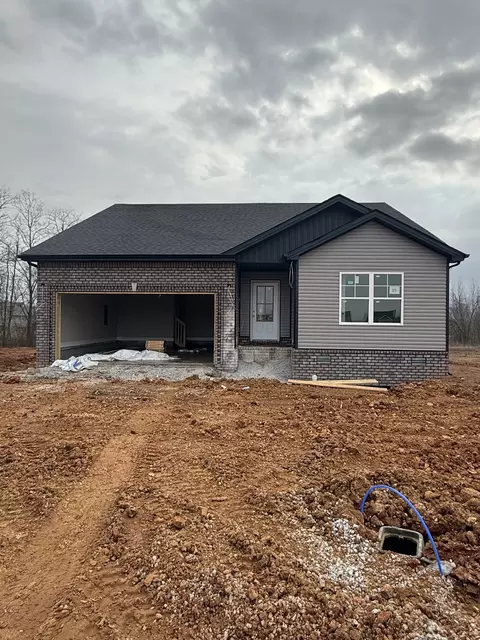 39 Echo Rdg, Oak Grove, KY 42262