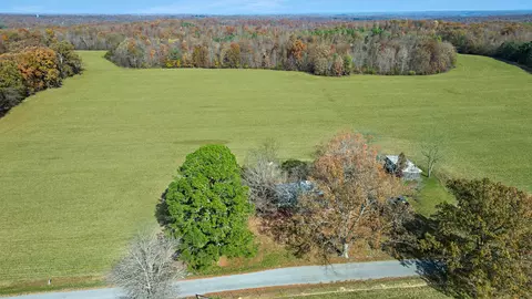 738 Keel Hollow Rd, Dover, TN 37058