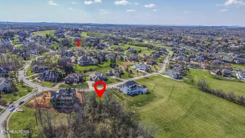 638 Barnsley Rd, Knoxville, TN 37934