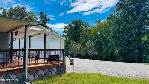 752 New Light Rd, Winfield, TN 37892 photo 6