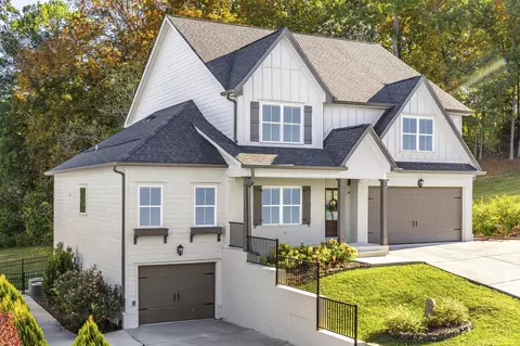 4581 Sailmaker Cir, Chattanooga, TN 37416