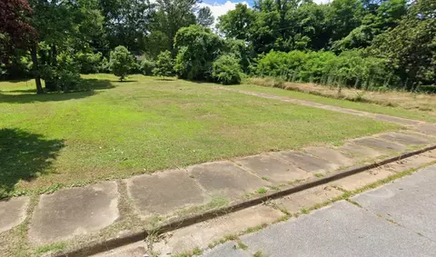 887 Greendale Cir, Memphis, TN 38127