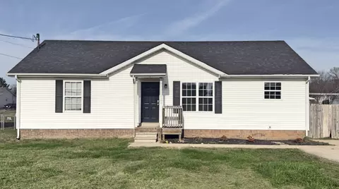 519 Gainey Dr, Oak Grove, KY 42262