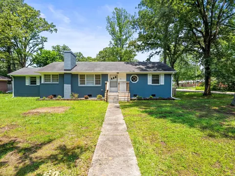 700 Bragg Cir, Tullahoma, TN 37388