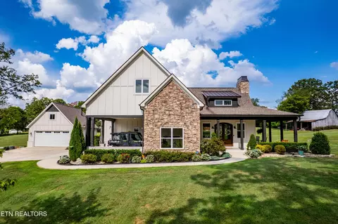 306 Coulter Rd, Maryville, TN 37804