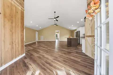 776 Norris Hollow Rd, Vanleer, TN 37181