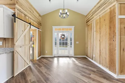 776 Norris Hollow Rd, Vanleer, TN 37181