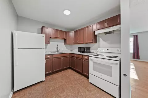 441 Harding Pl #A12, Nashville, TN 37211