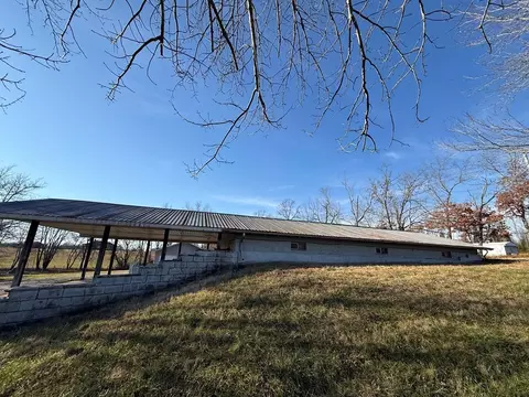 Exterior - 7036 J D Randolph Rd, Baxter, TN 38544 photo 10 of 29