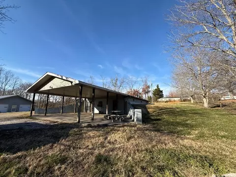 Exterior - 7036 J D Randolph Rd, Baxter, TN 38544 photo 7 of 29