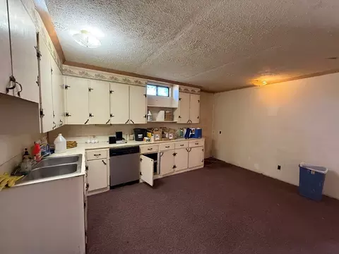 Kitchen - 7036 J D Randolph Rd, Baxter, TN 38544 photo 1 of 3