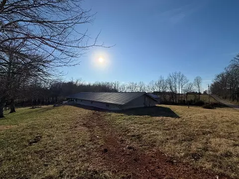 Exterior - 7036 J D Randolph Rd, Baxter, TN 38544 photo 12 of 29