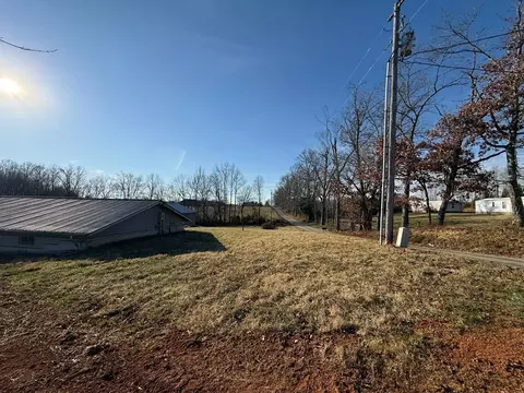 Exterior - 7036 J D Randolph Rd, Baxter, TN 38544 photo 13 of 29