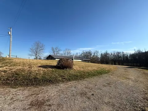 Exterior - 7036 J D Randolph Rd, Baxter, TN 38544 photo 21 of 29