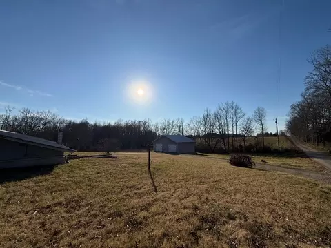 Exterior - 7036 J D Randolph Rd, Baxter, TN 38544 photo 17 of 29