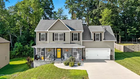 3436 Boulder Point Ln, Powell, TN 37849
