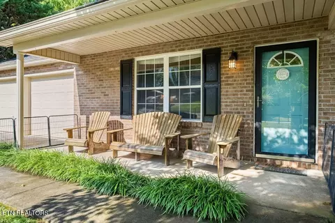 5924 Katrina Ln, Knoxville, TN 37912