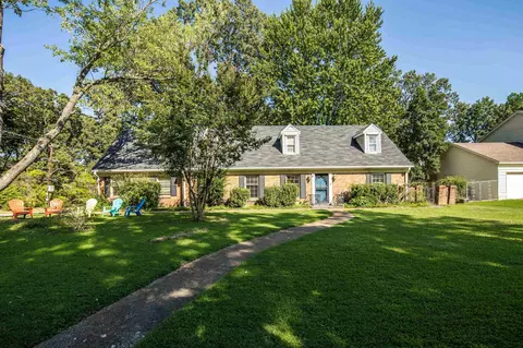 2252 Ridgeland St, Memphis, TN 38119