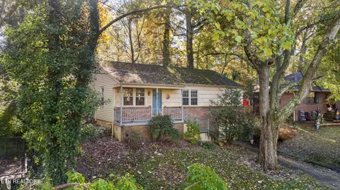 3028 N Hills Blvd, Knoxville, TN 37917