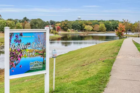 112 Lake Valley Rd, Dickson, TN 37055