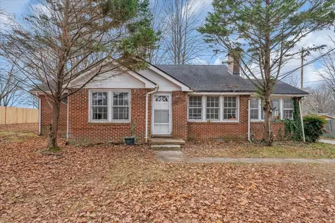 1011 Ovoca Rd, Tullahoma, TN 37388