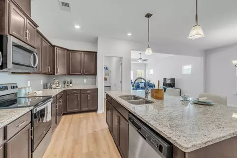 6737 Walsham Dr, Smyrna, TN 37167