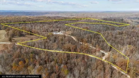 120 Fiser Rd, Waverly, TN 37185