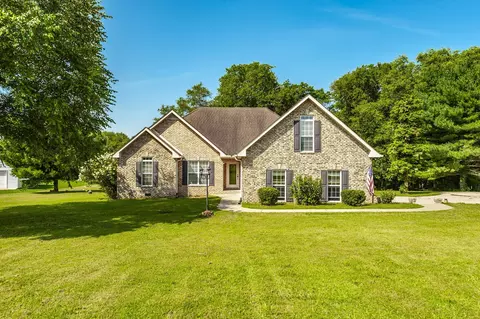 1045 Emerald Way, Castalian Springs, TN 37031