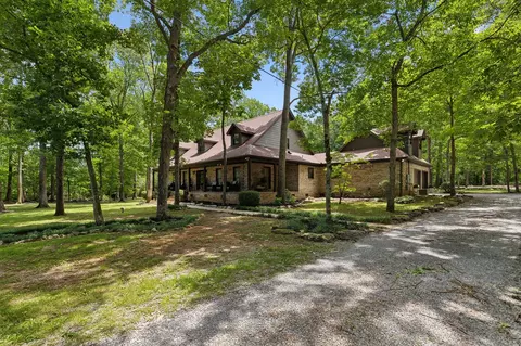 1150 Deer Run Rd, Murfreesboro, TN 37128