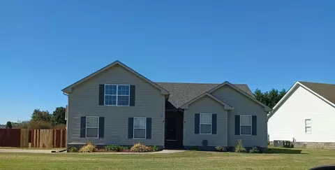775 Samantha Ln, Clarksville, TN 37040