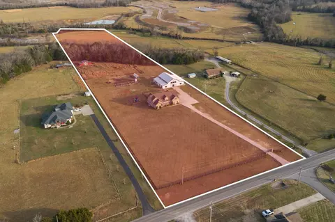 7607 Midland Rd, Christiana, TN 37037