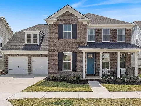 584 Snap Dragon Ln, Hendersonville, TN 37075