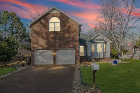 2609 Oak Forest Dr, Antioch, TN 37013