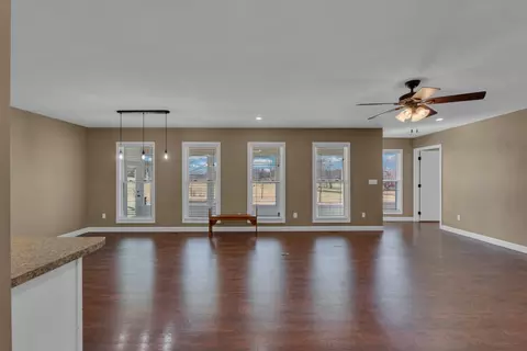 Living - 126 Dial Ln, Rickman, TN 38580 photo 1 of 8