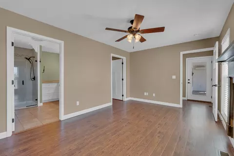 Living - 126 Dial Ln, Rickman, TN 38580 photo 3 of 8