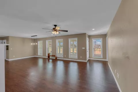 Living - 126 Dial Ln, Rickman, TN 38580 photo 7 of 8