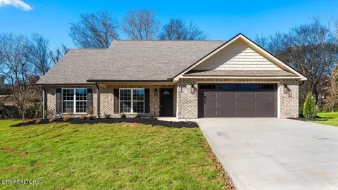 1451 John Sparks Dr, Friendsville, TN 37737