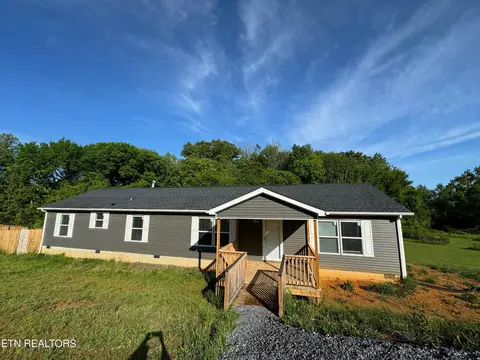 1812 Siesta Dr, Newport, TN 37821